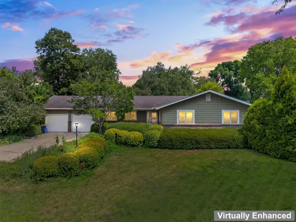 1308 Prairie St S, Northfield, MN 55057