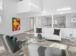 26 Grovedale Rd, Oak Bluffs, MA 02557