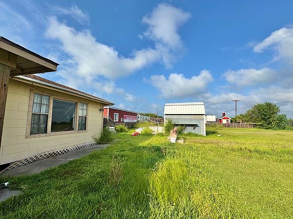 5th image of 16 Copano Ridge Rd