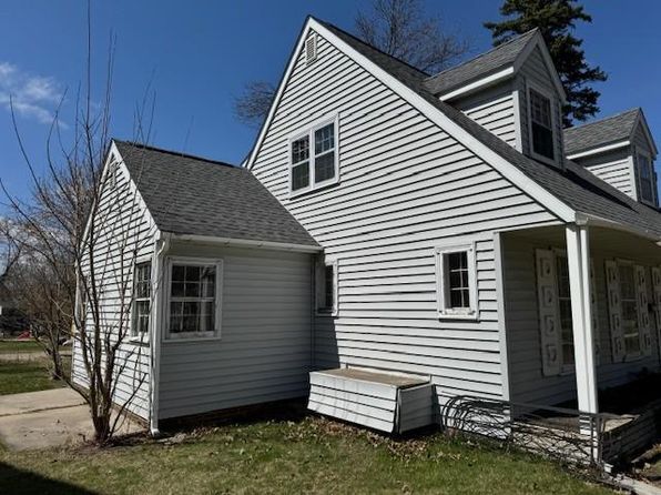 716 Maple St, Alexandria, MN 56308