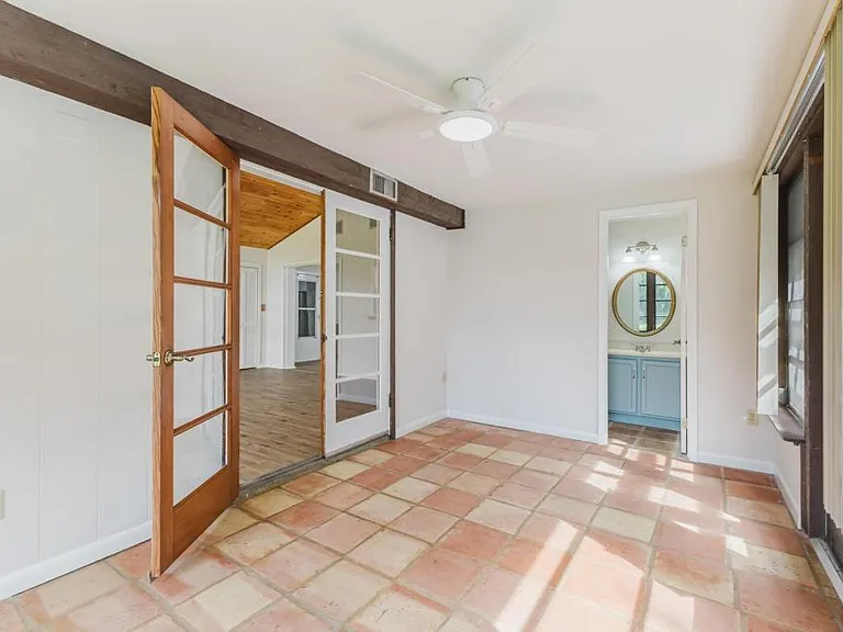 1310 La Faunce Way — Photo 24
