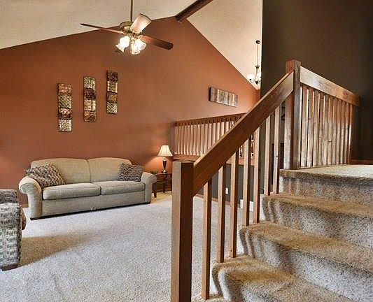 4th image of 12831 Olive St
