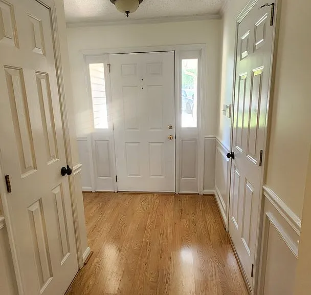 4161 Peyton Ct NW — Photo 2