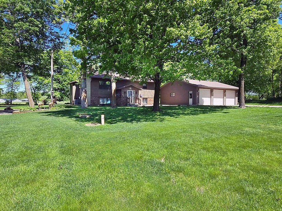 1st image of 32878 Spunk Tree Cir