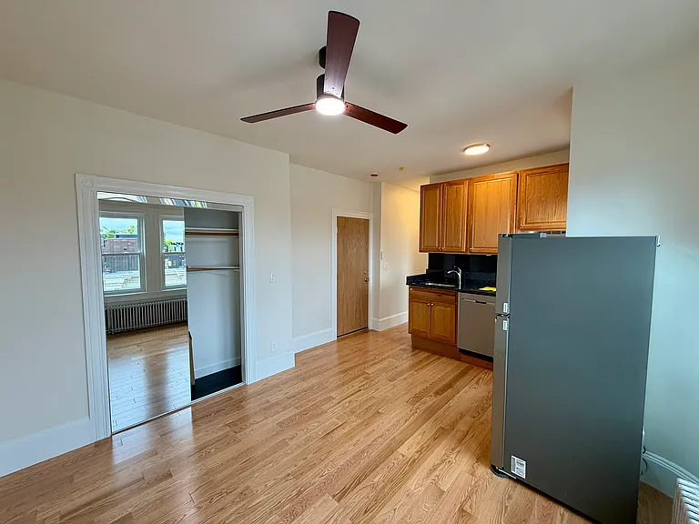 108 Myrtle St #2 — Photo 4