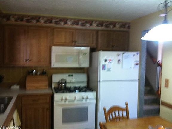 5th image of 4039 Temple Ave