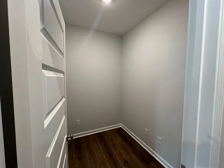 427 White Oak Garden Way — Photo 12