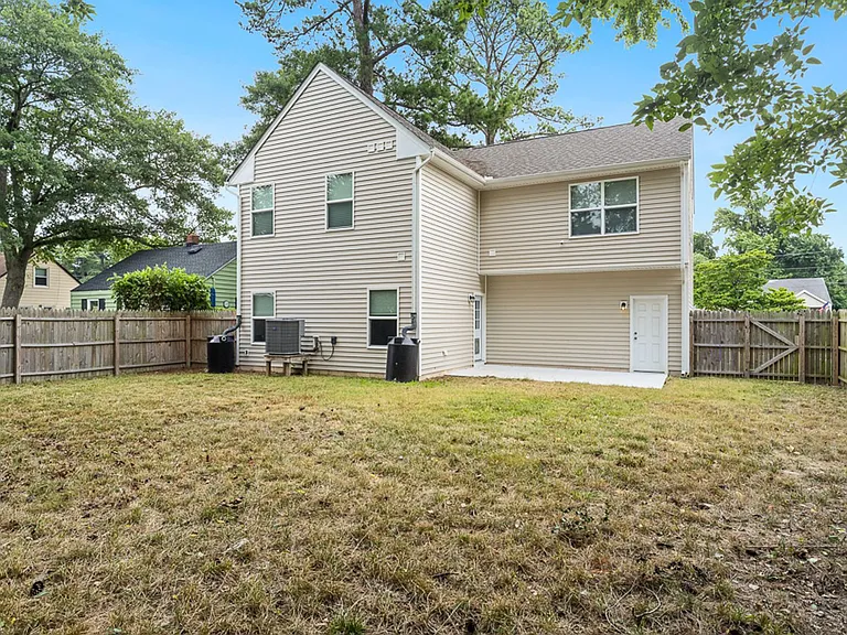 8035 E Glen Rd — Photo 40