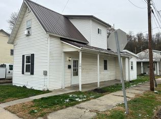 101 W 1st St, Connersville, IN 47331