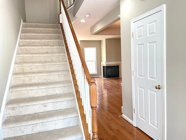 8203 Singleleaf Ln — Photo 13