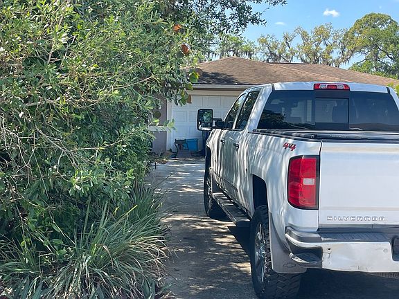 3rd image of 2879 Indianwood Dr
