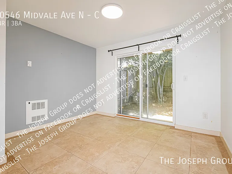 10546 Midvale Ave N #C — Photo 2