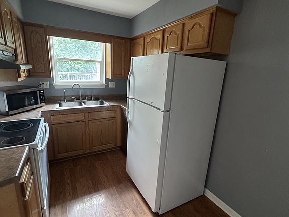 5th image of 6923 N Flamingo Ct