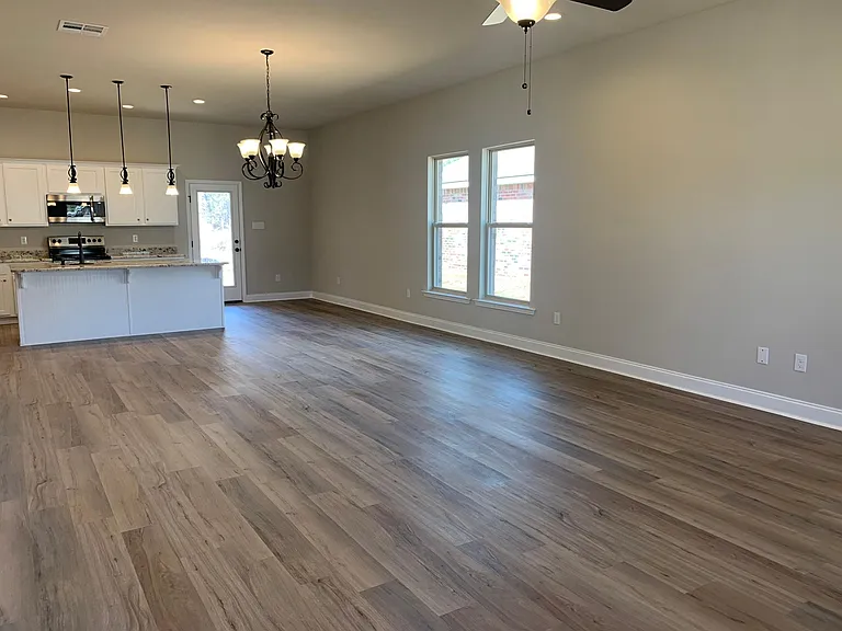 6893 Summerset Dr — Photo 5