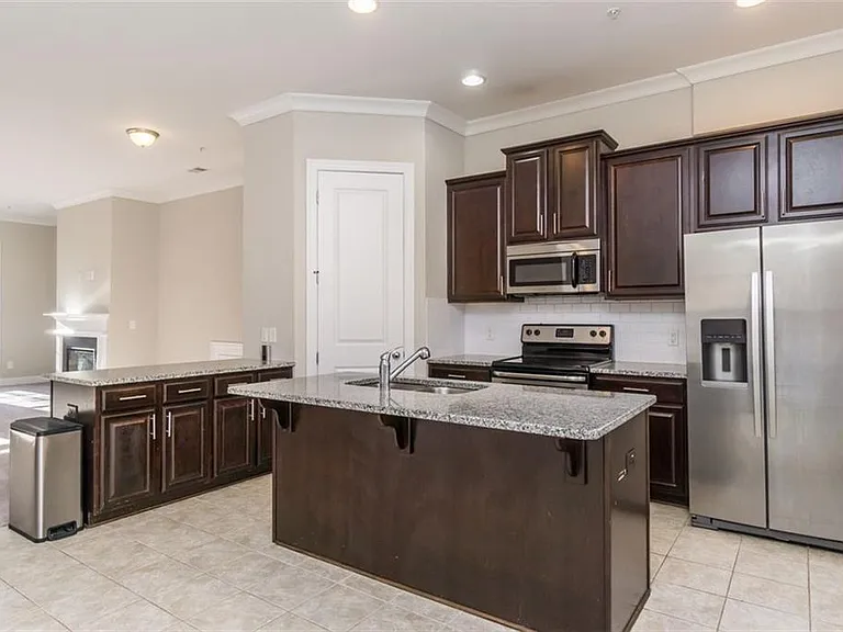2256 Tenor Ln — Photo 14