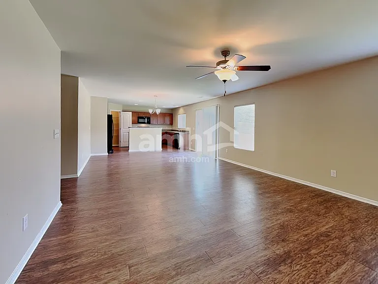 171 Plymouth Dr — Photo 6