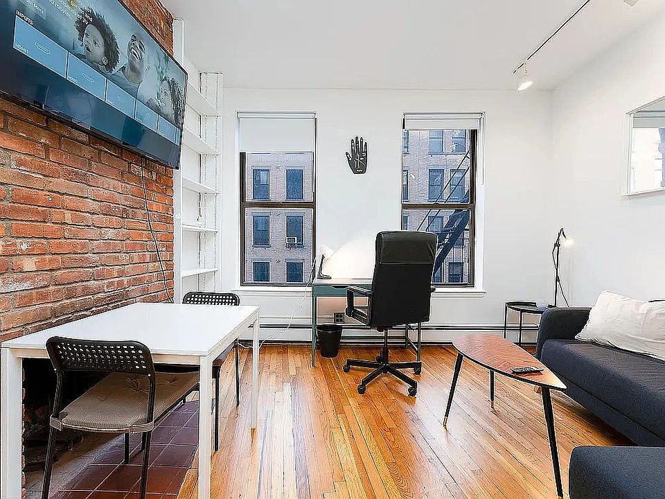 1st image of 135 W 24th St #6DD