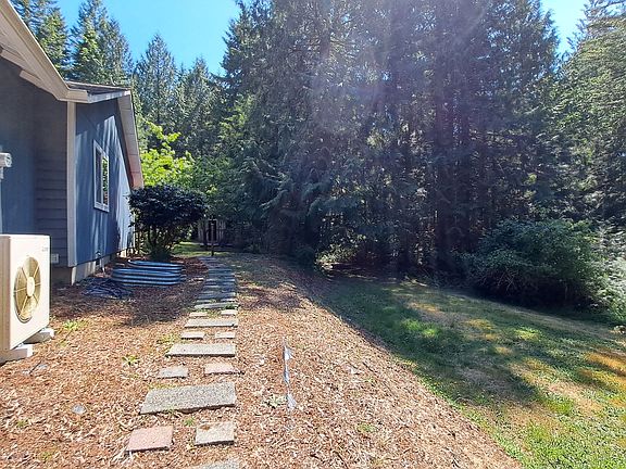 4th image of 14665 NW Honeyhill Loop