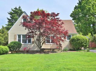 392 Fallis Rd, Columbus, OH 43214