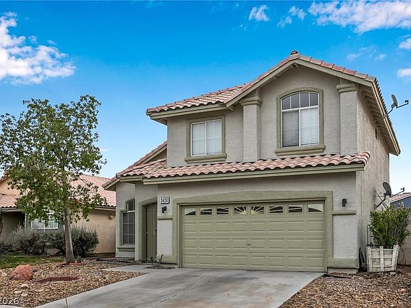 3rd image of 3424 Meridale Dr