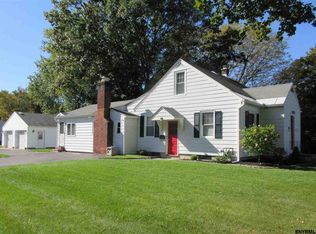 17 Droms Road Ext, Glenville, NY 12302