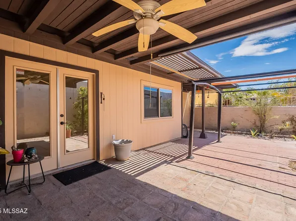977 W Lockwood Ln, Tucson, AZ 85704