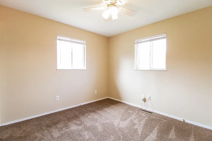 1905 Bluehill Dr — Photo 3