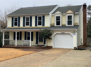 2228 Heathrowe Pl, Raleigh, NC 27609