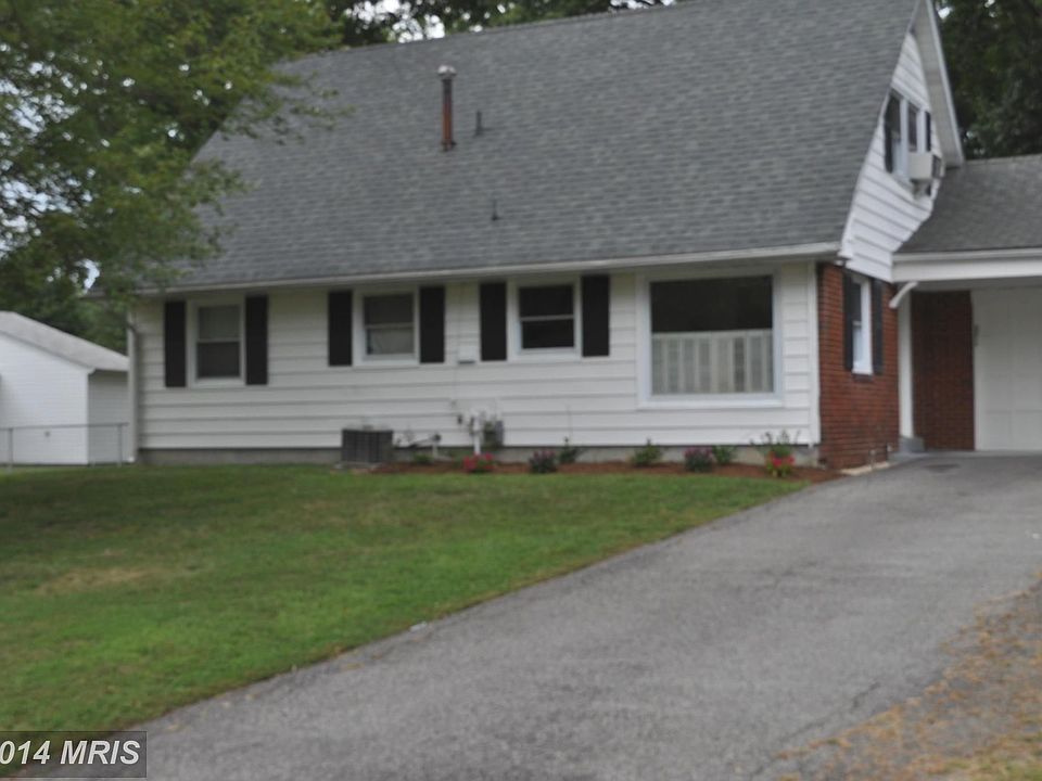 1st image of 4820 Lawrence St