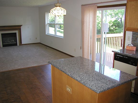 4th image of 6026 Glenn Trace Ln