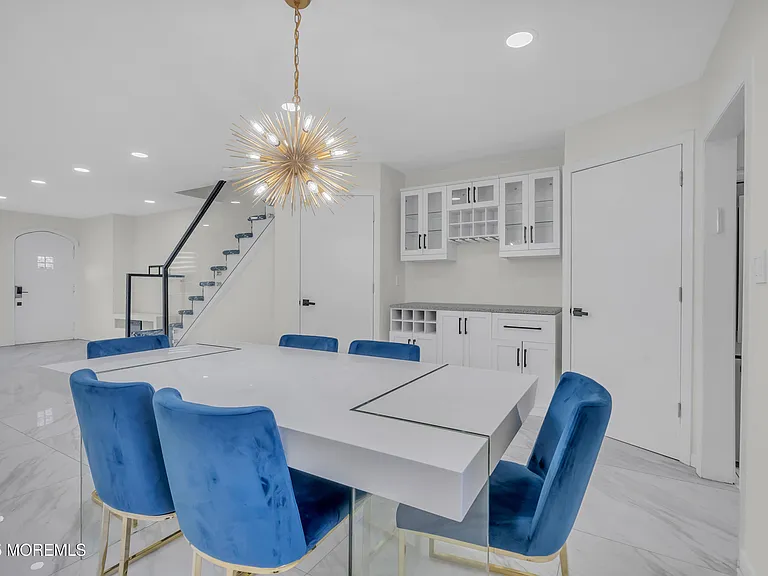 1001 Norwood Ave #7 — Photo 8