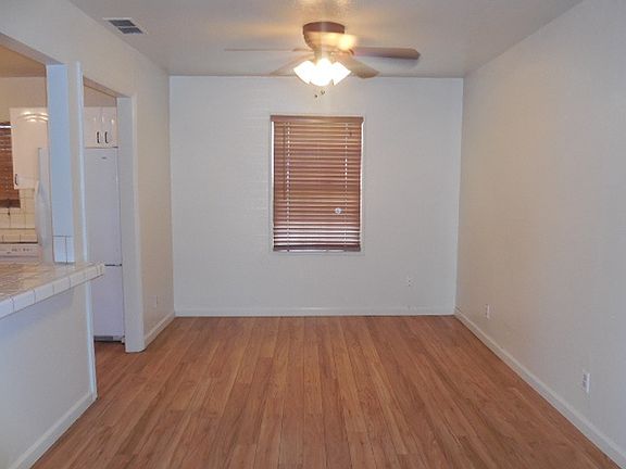 5th image of 2026 W South Tuxedo Ave