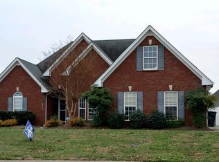 2723 Maylon Dr, Murfreesboro, TN 37128