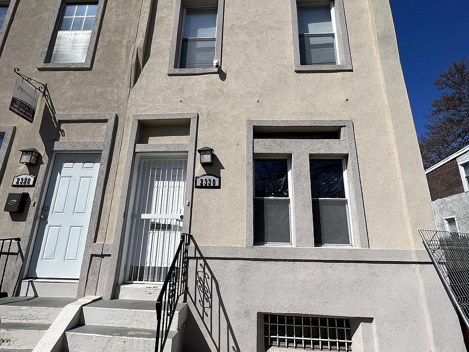 2330 N 12th St