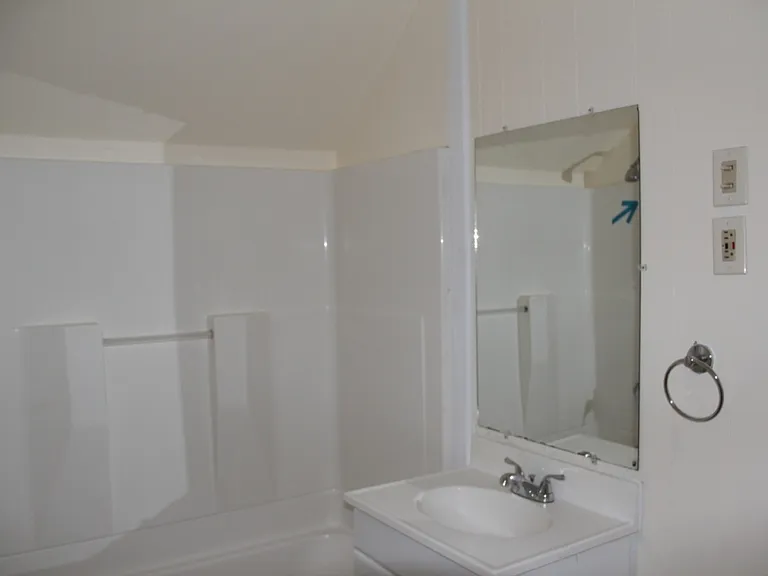 601 N Congress St #C — Photo 12