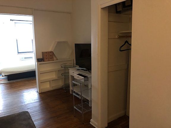 3rd image of 533 W 45th St #A2