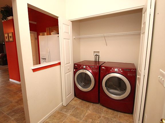 4th image of 1431 Mountain Laurel Ln