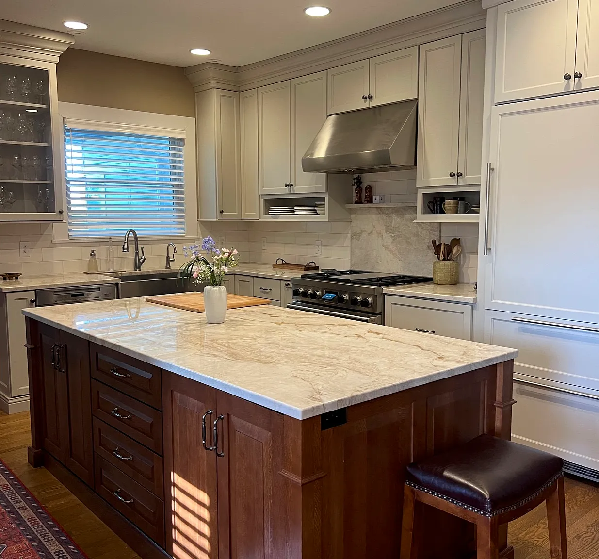 2 bed, 1.5 bath, 1881 sqft, $3,995 — Photo 4