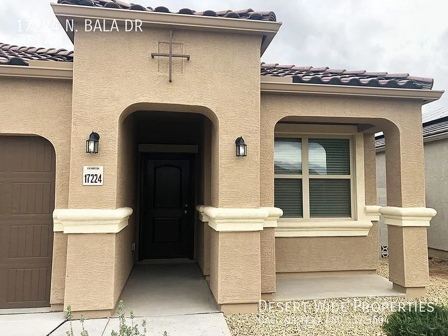 3 Bedroom 2 Bath home in Santa Rosa Springs — Photo 3