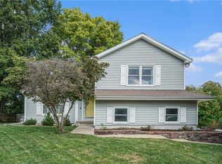 9700 NW 87th St, Kansas City, MO 64153