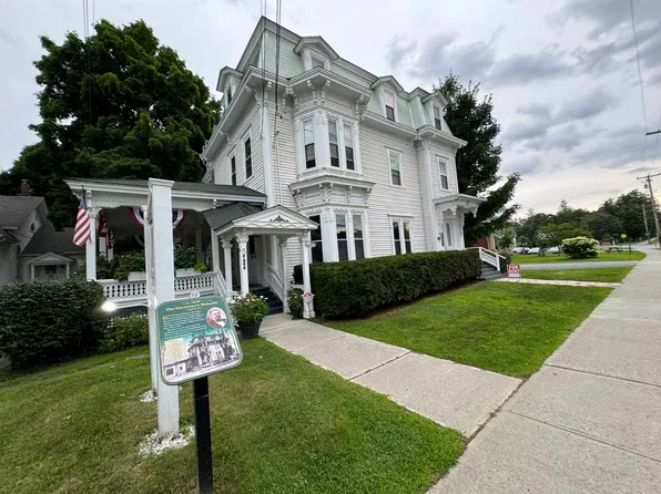 5 Park Street, Morristown, VT 05661