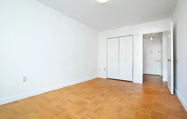 Rented by REAL New York | media 12