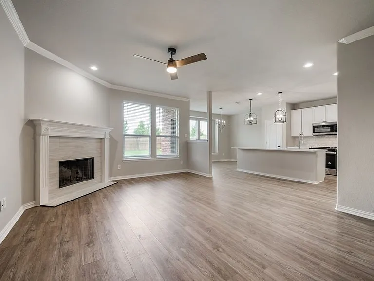1709 Belton Dr — Photo 5