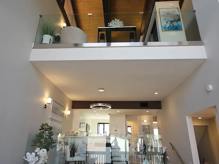 7329 Marina Pacifica Dr S — Photo 33