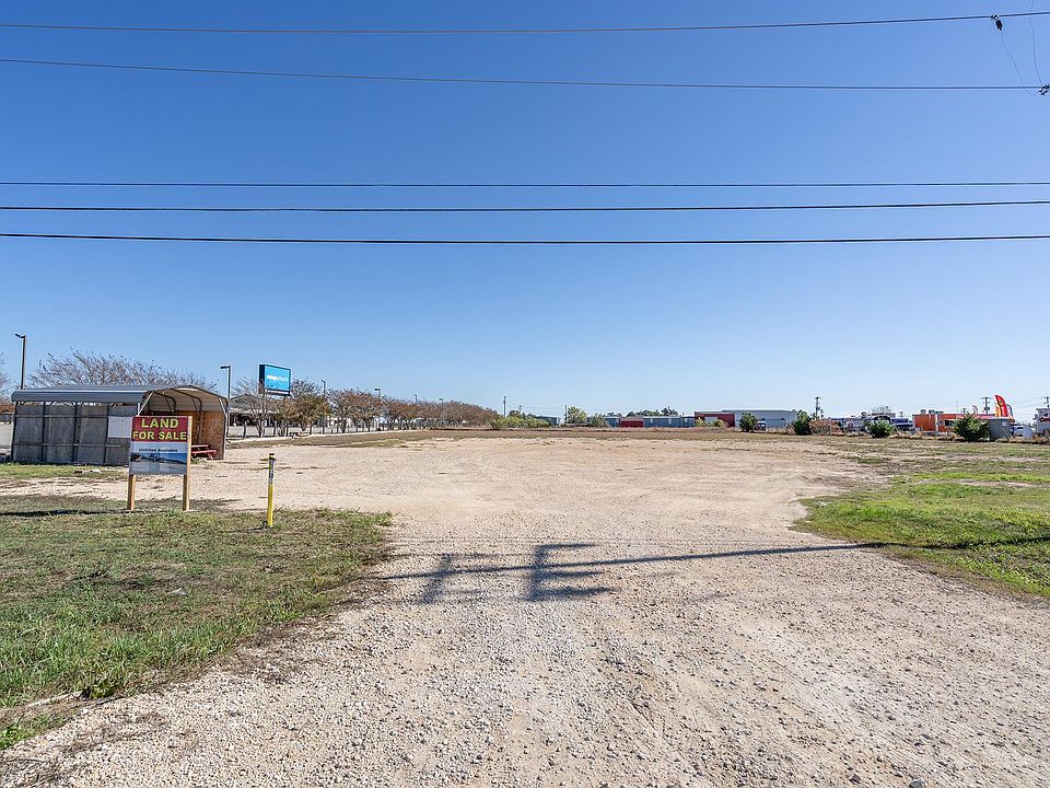 1st image of 136 County Road 214