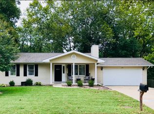 807 Williams Dr, Eureka, MO 63025