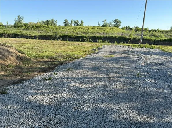 157 W Fields Shady Rest Dr, Craig, MO 64437