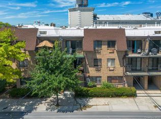 87-19 57th Rd #77, Elmhurst, NY 11373
