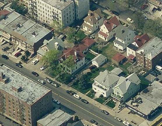 4th image of 8610 21st Ave