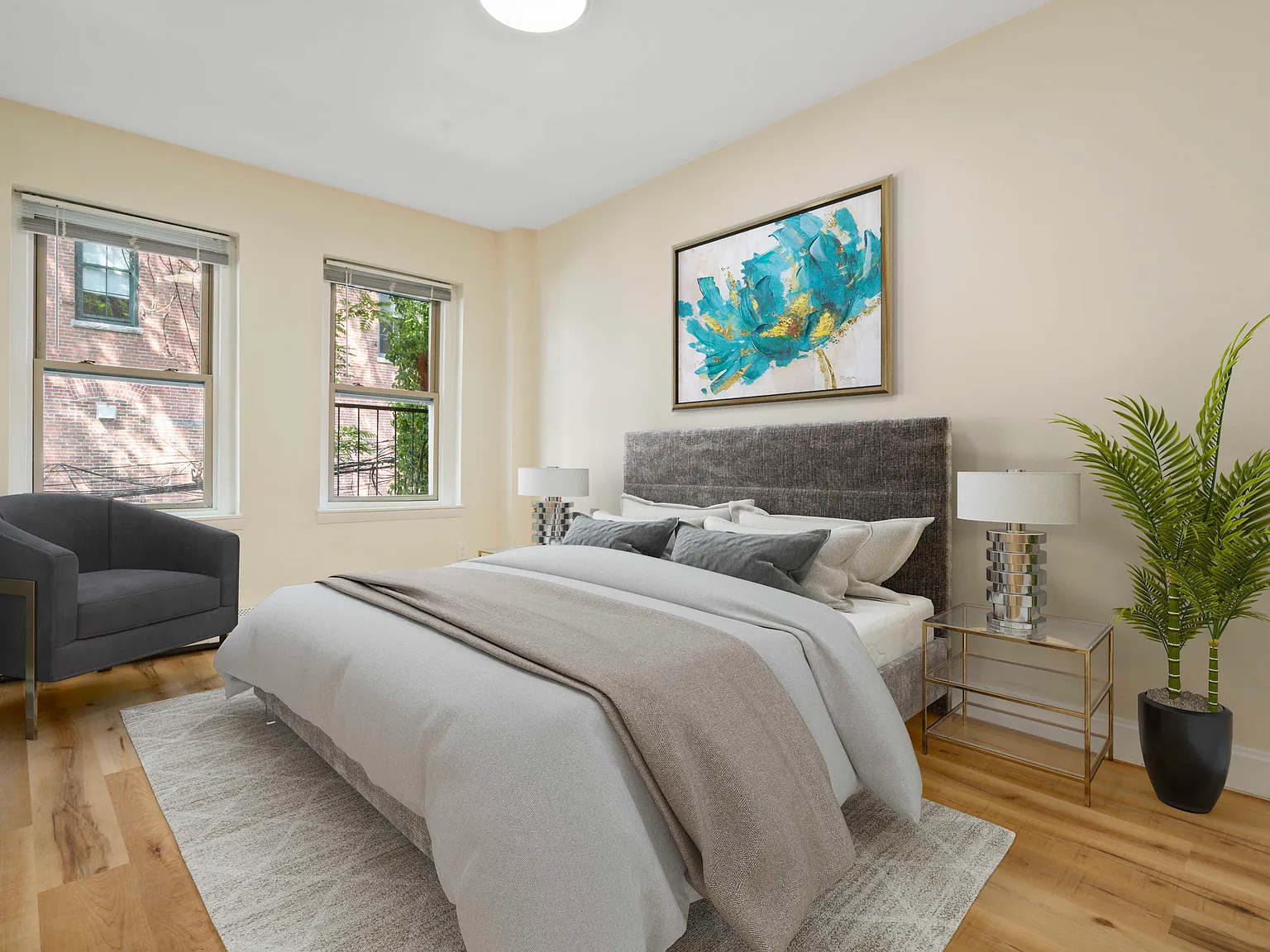2 bed, 1.0 bath, 925 sqft, $3,750 — Photo 2